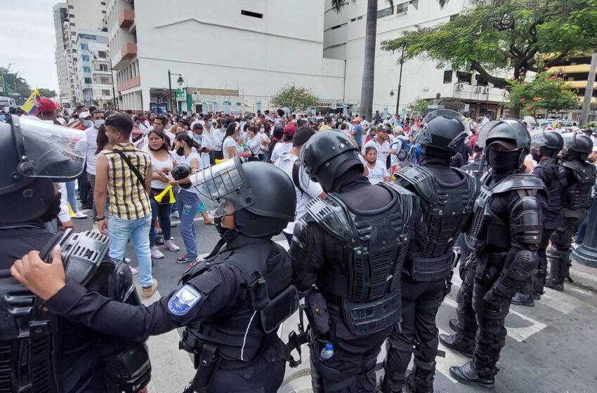 Administración municipal se comprometió con la comunidad de pompeya a resolver necesidades tras la protesta de dos días